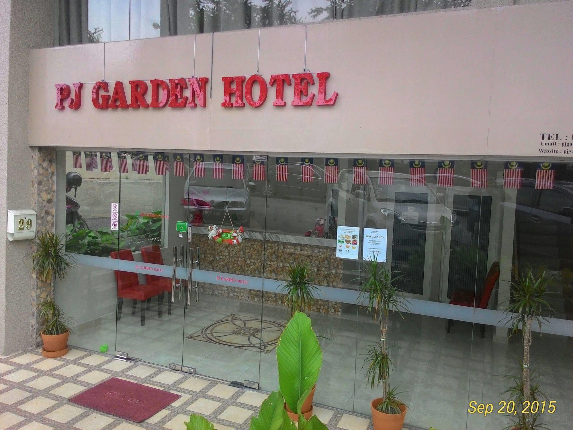 Pj Garden Hotel Petaling Jaya Esterno foto